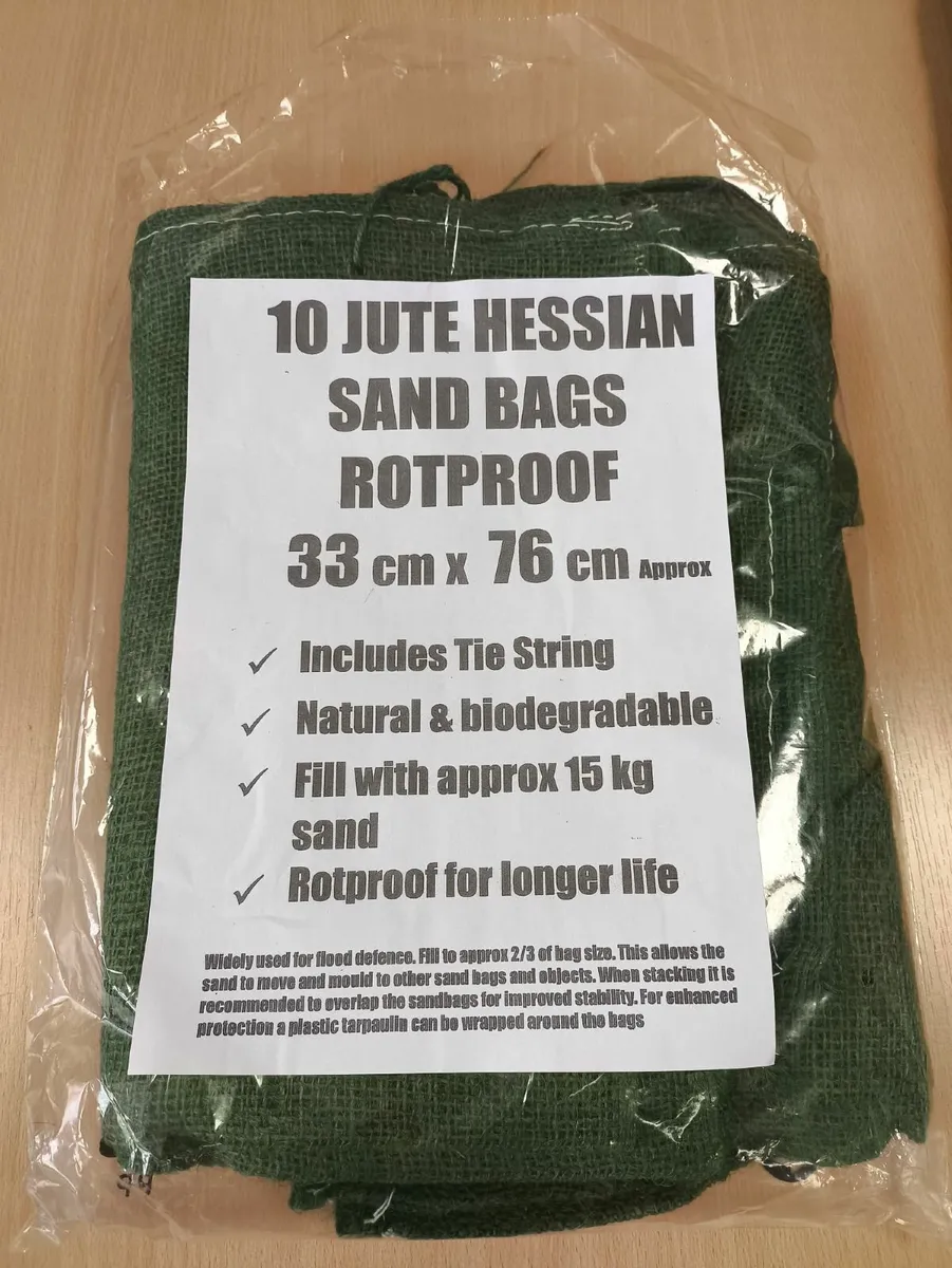 Sandbags Rotproof Hessian 33cm x 76cm - pack of 10 - Image 1