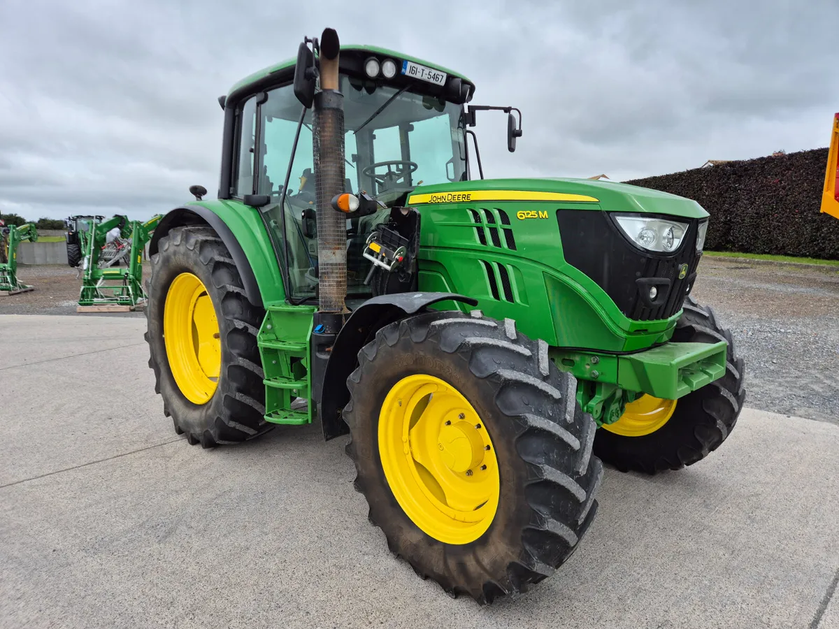 John Deere 6125M 2016 - Image 1