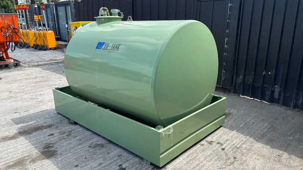 New Emiliana Serbatoi 3200L Fuel Tank - Image 4
