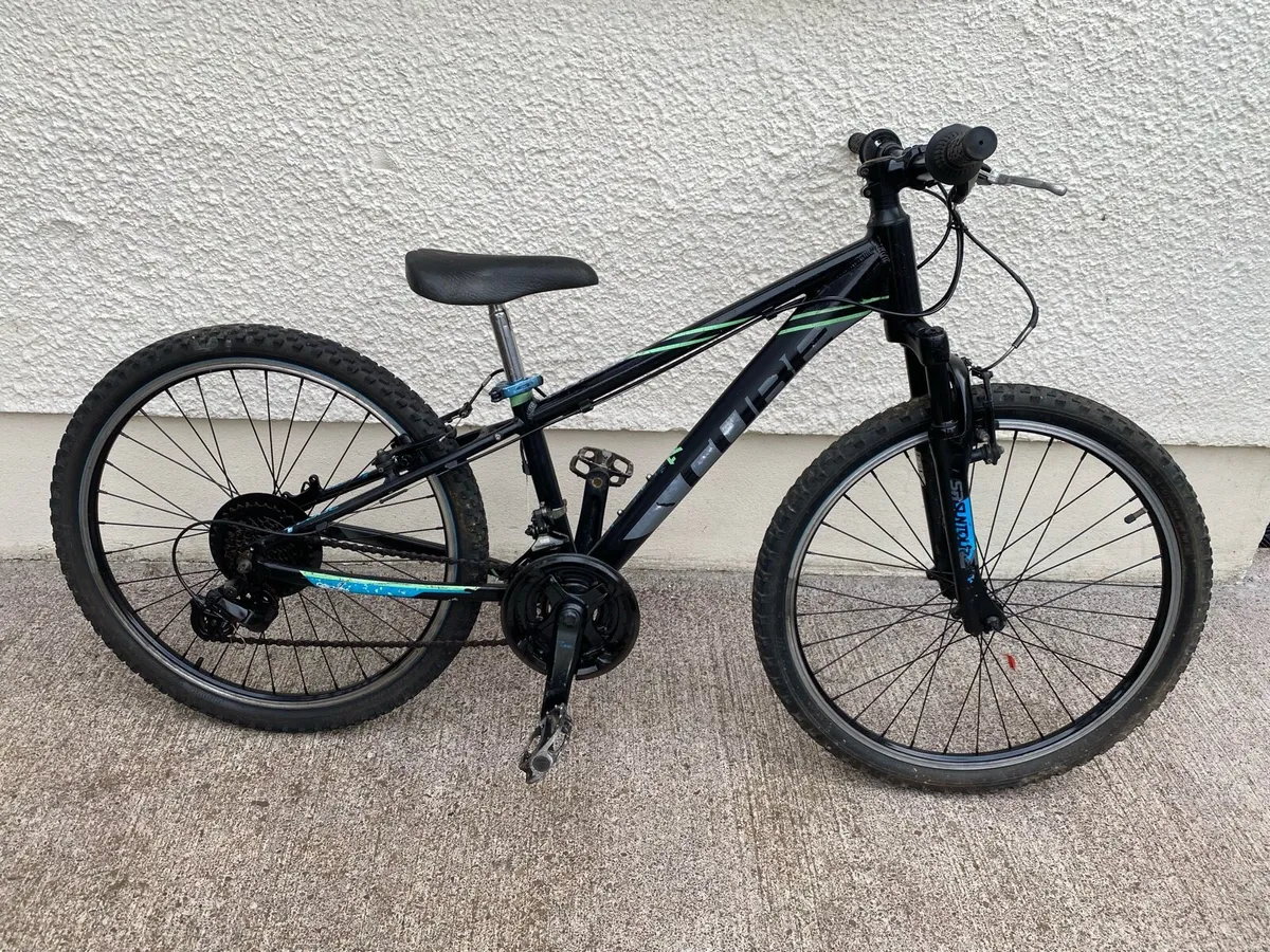 Cube kids bike 24 inch wheels 21 speed 13 - Image 1