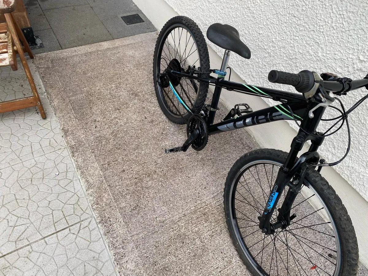 Cube kids bike 24 inch wheels 21 speed 13 - Image 3