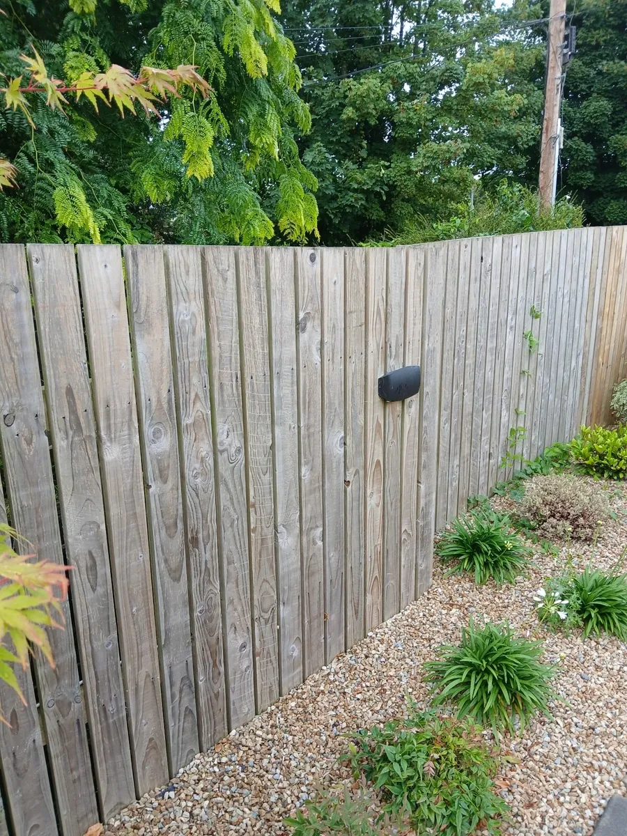 Timber fencing - Image 2