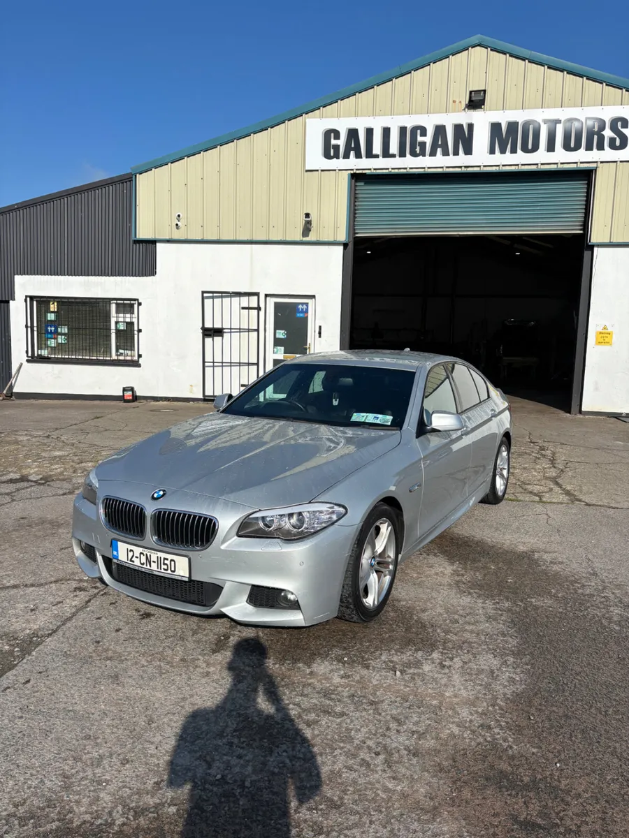 BMW 5-Series 2012 - Image 2