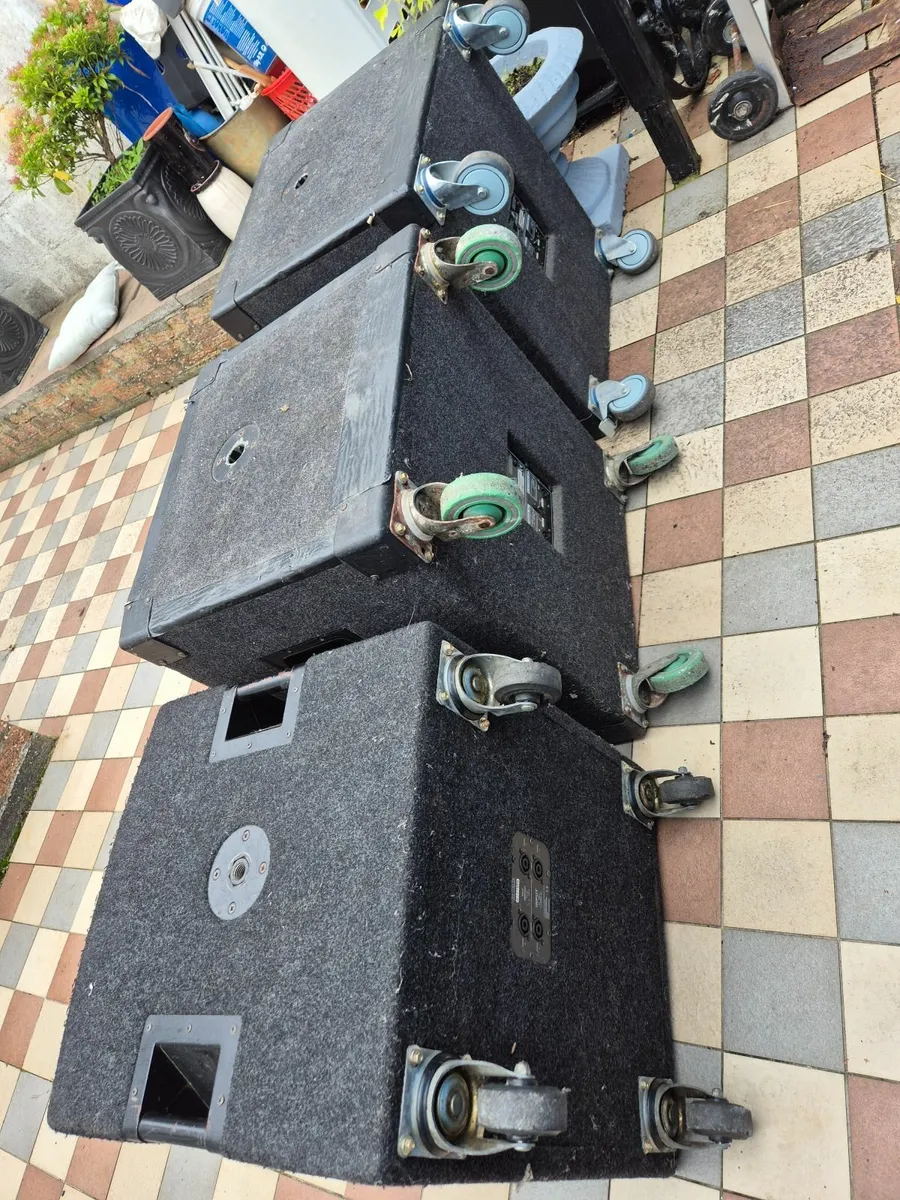 Speakers - Image 4