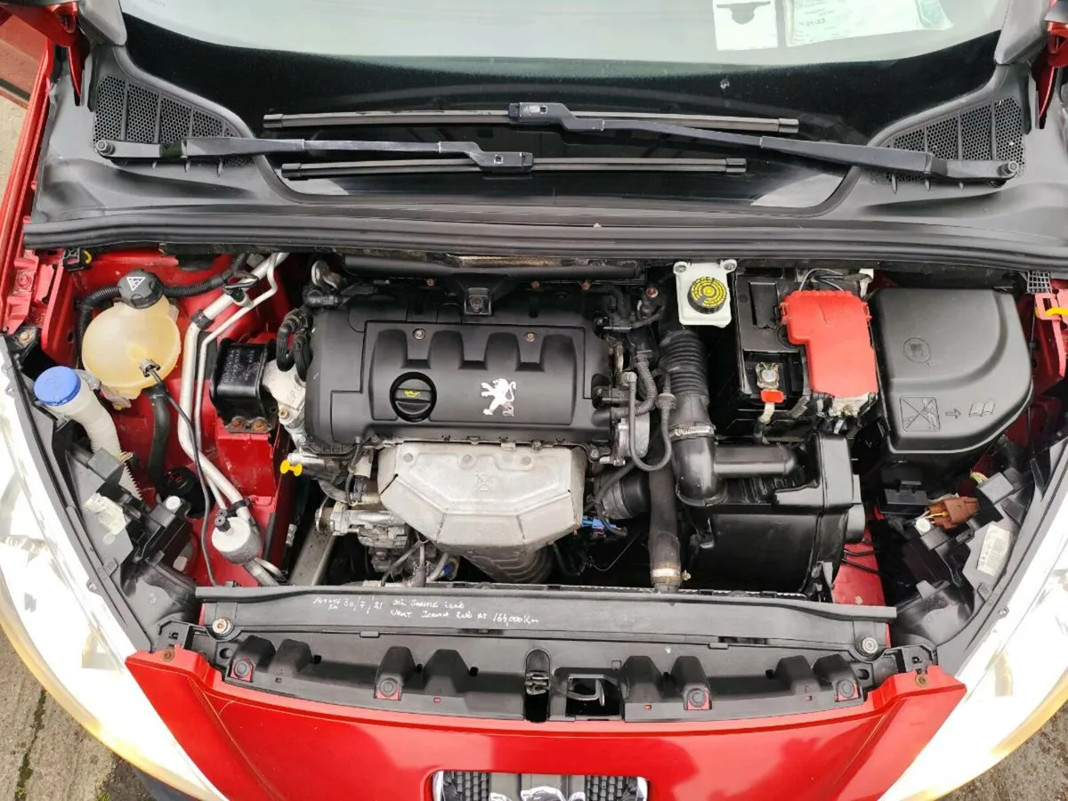 Peugeot 308 1.4 - Image 2