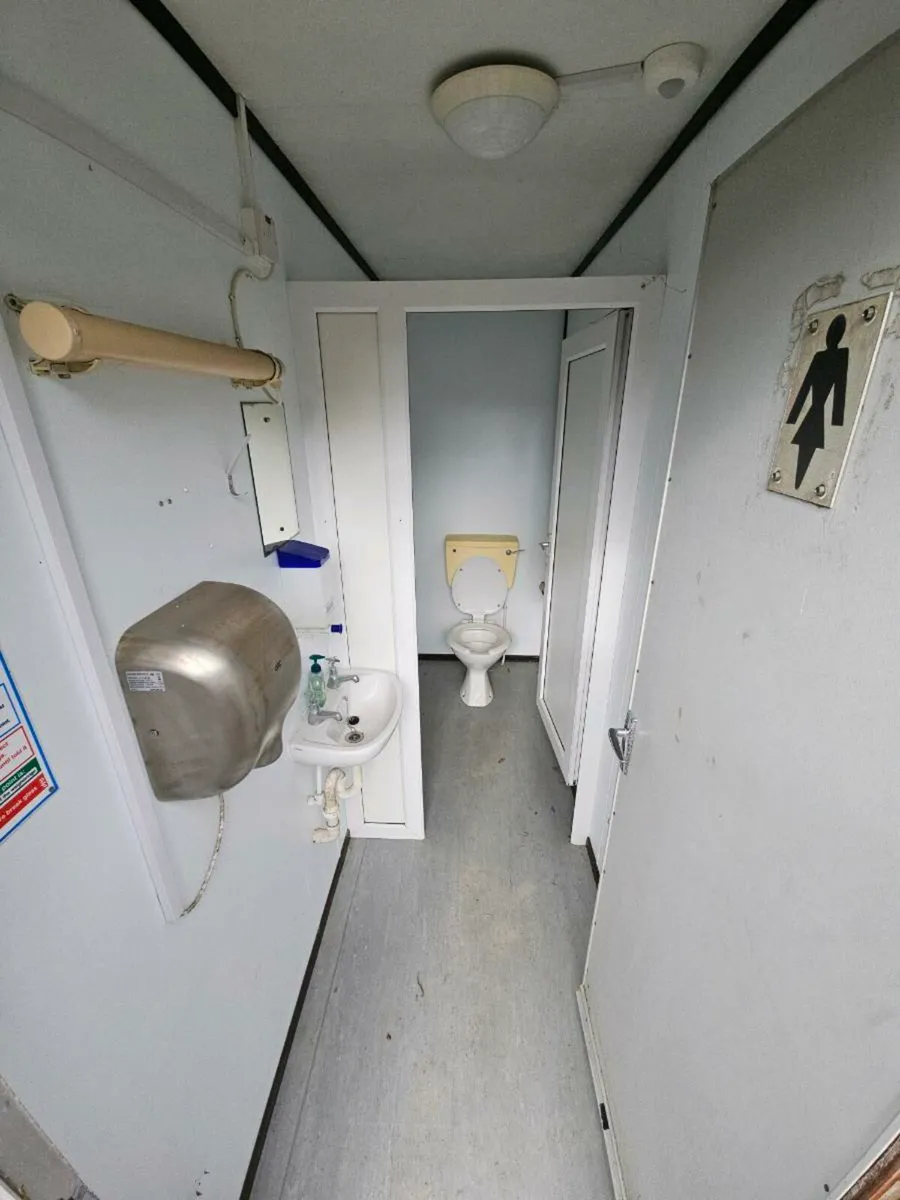 Welfare unit toilets men women's - Image 2