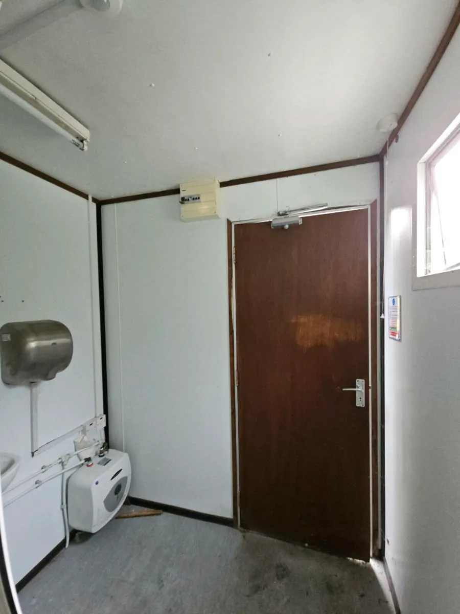 Welfare unit toilets men women's - Image 3