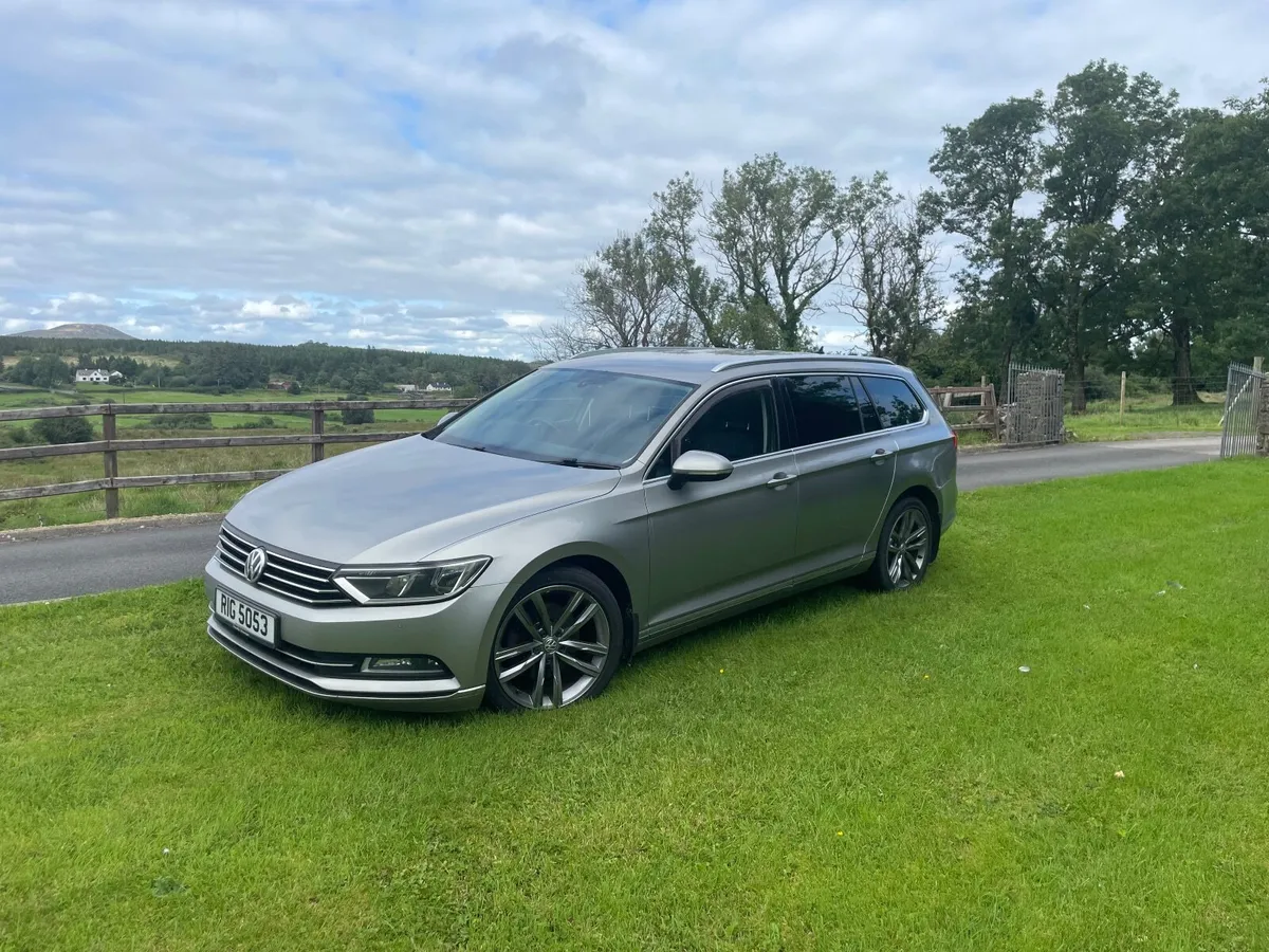 Volkswagen Passat 2015 - Image 1
