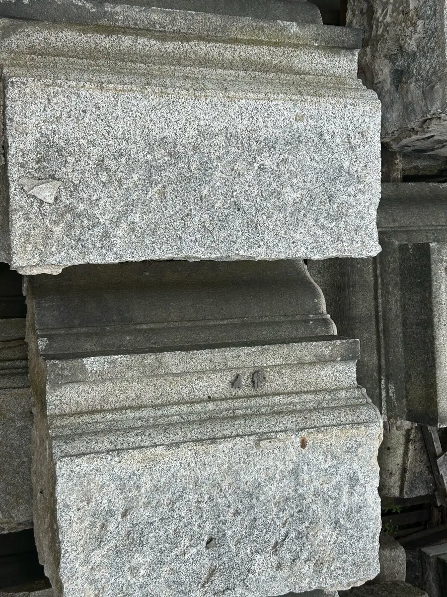 Ornate granite string course pieces - Image 4