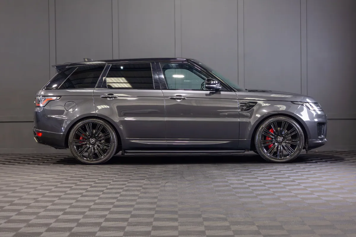 202 Range Rover Sport P400e HSE Dynamic - Image 2