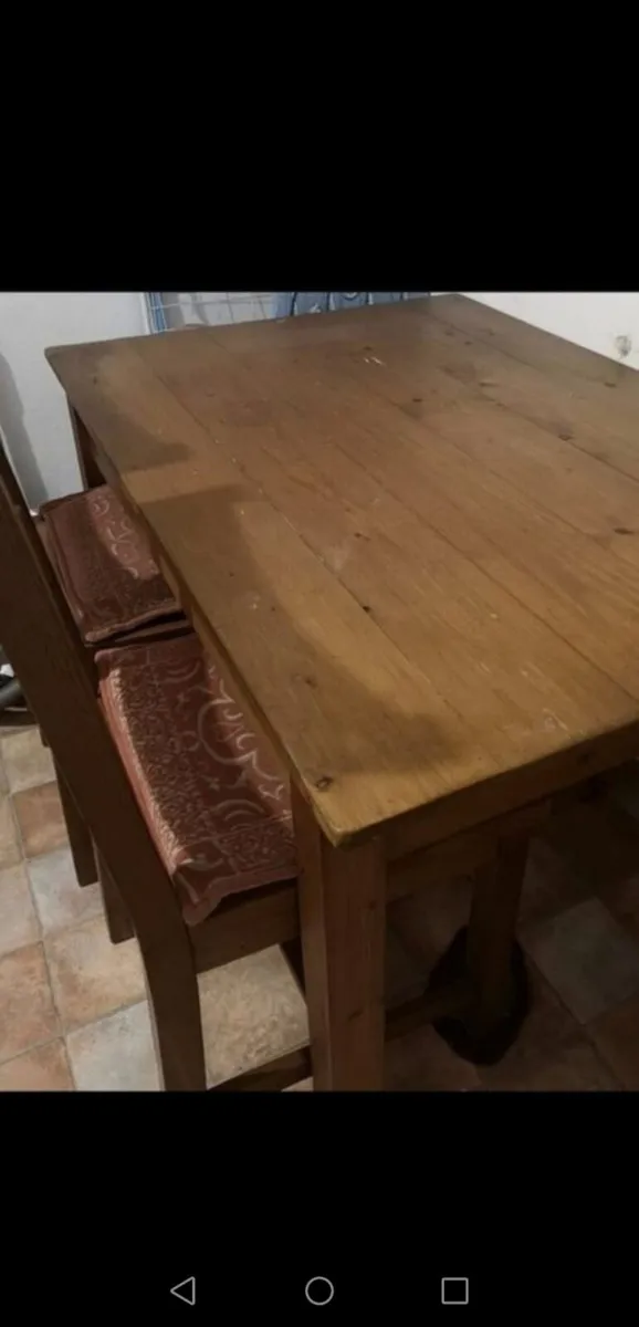 Table - 48" x 34"