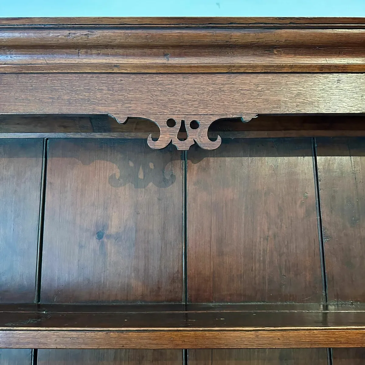 19th Century Welsh Oak Two-piece Dresser - Image 4