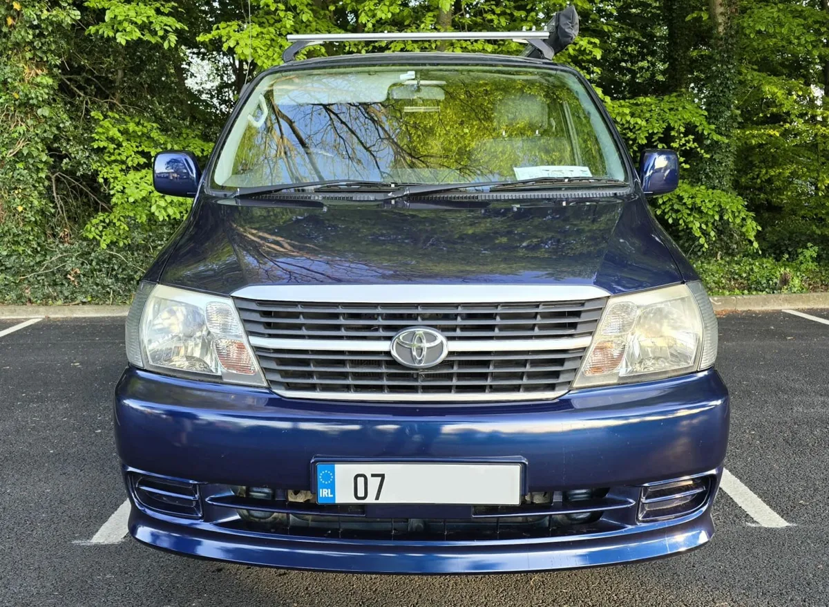 2007 Toyota Hiace Camper - Image 2