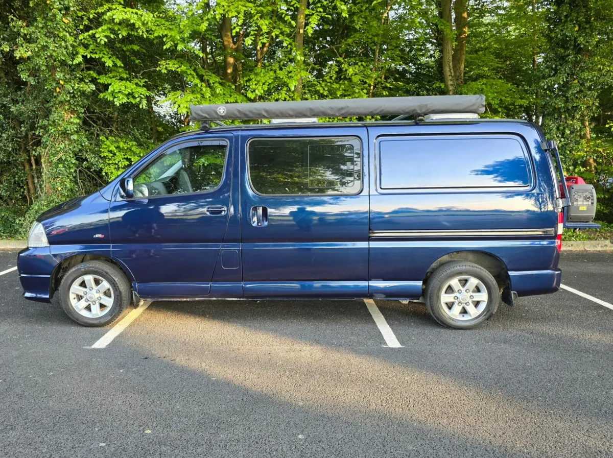 2007 Toyota Hiace Camper - Image 4