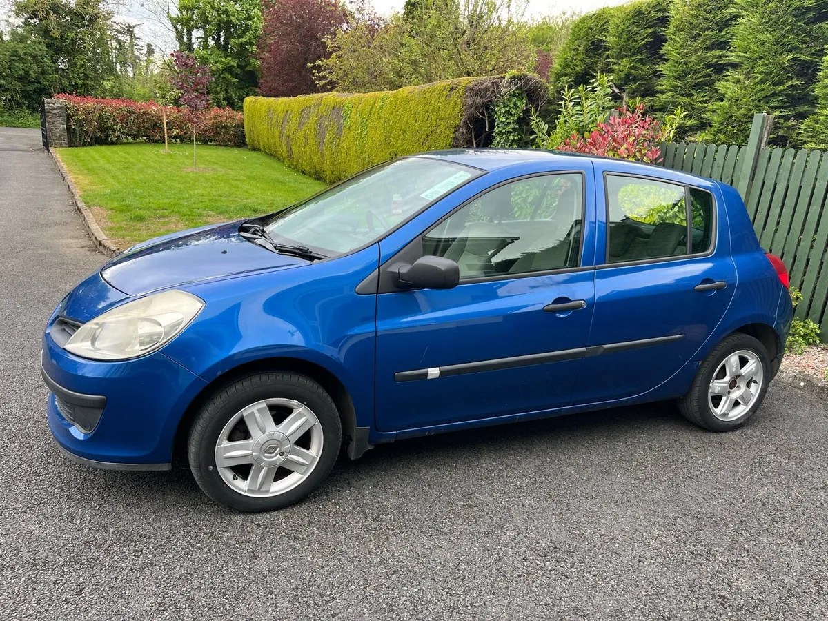 Renault Clio - Image 4