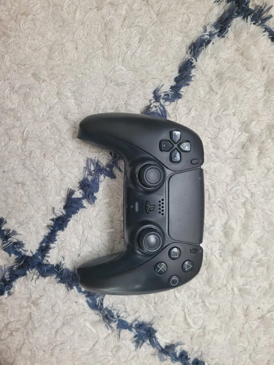 Playstation 5 controllers - Image 3