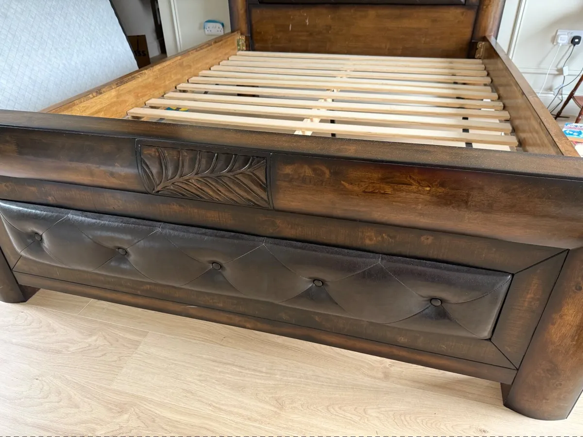 Solid Mahogany King Size Bed for sale - Image 3
