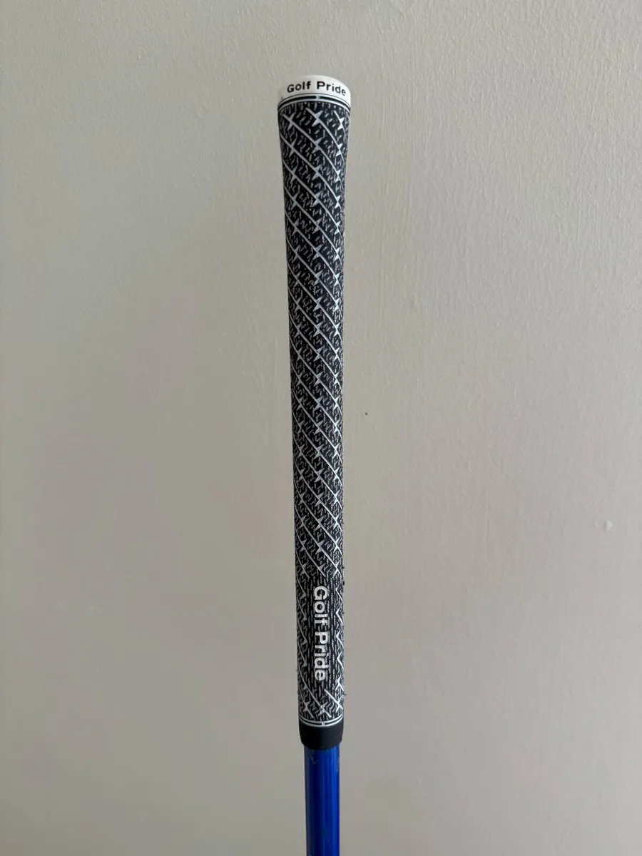 Mitsubishi C6 Blue driver shaft - Image 2