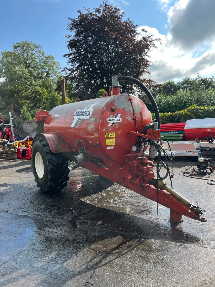 Red rock Slurry tank 1300 - Image 1