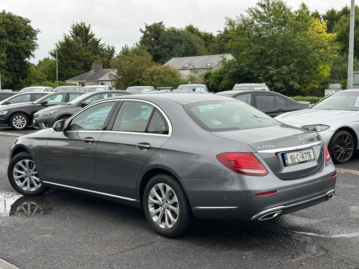 Mercedes-Benz E-Class 2016 - Image 4