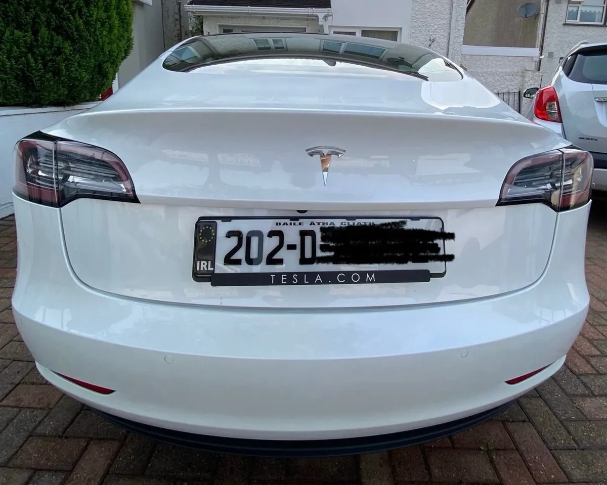 Tesla Model 3 2020 - Image 3
