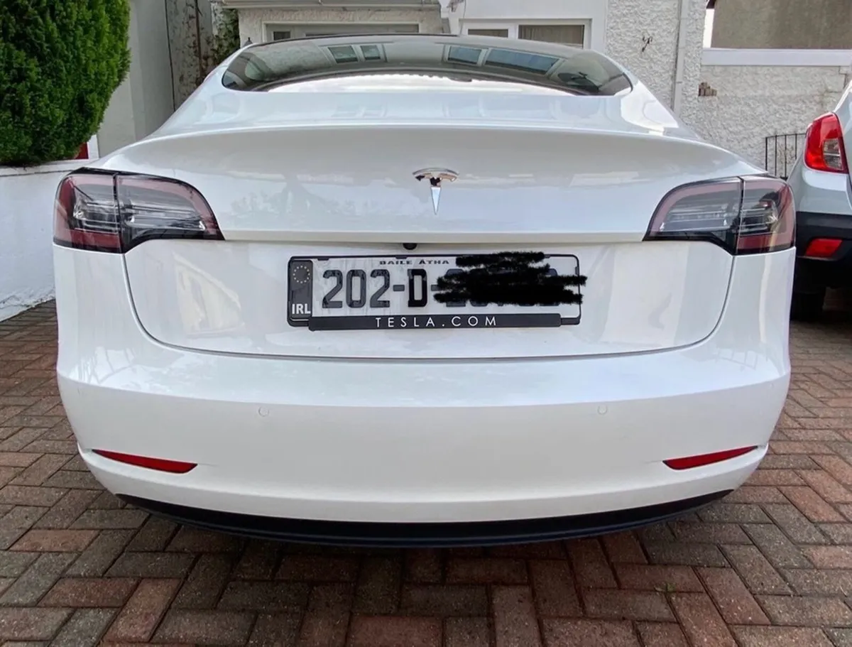 Tesla Model 3 2020 - Image 4