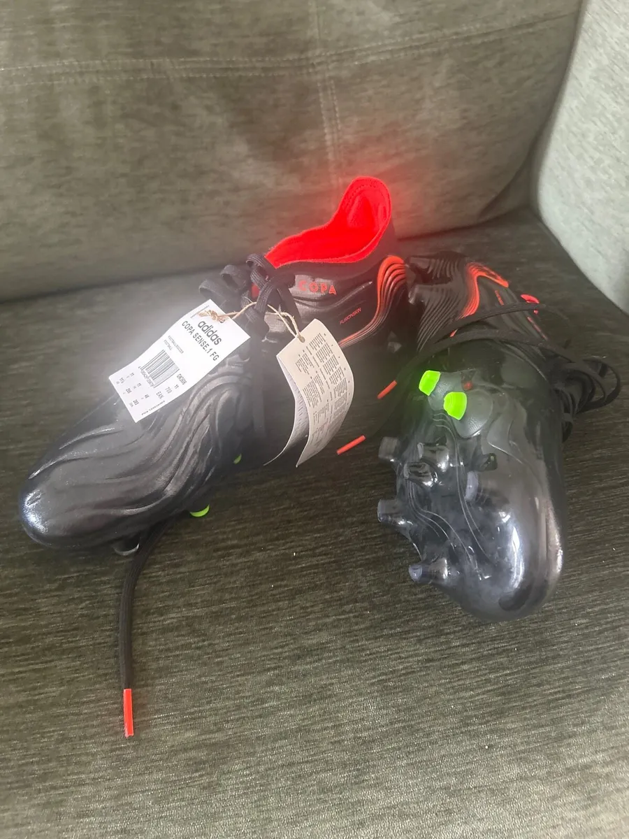 Football Boots - Image 1