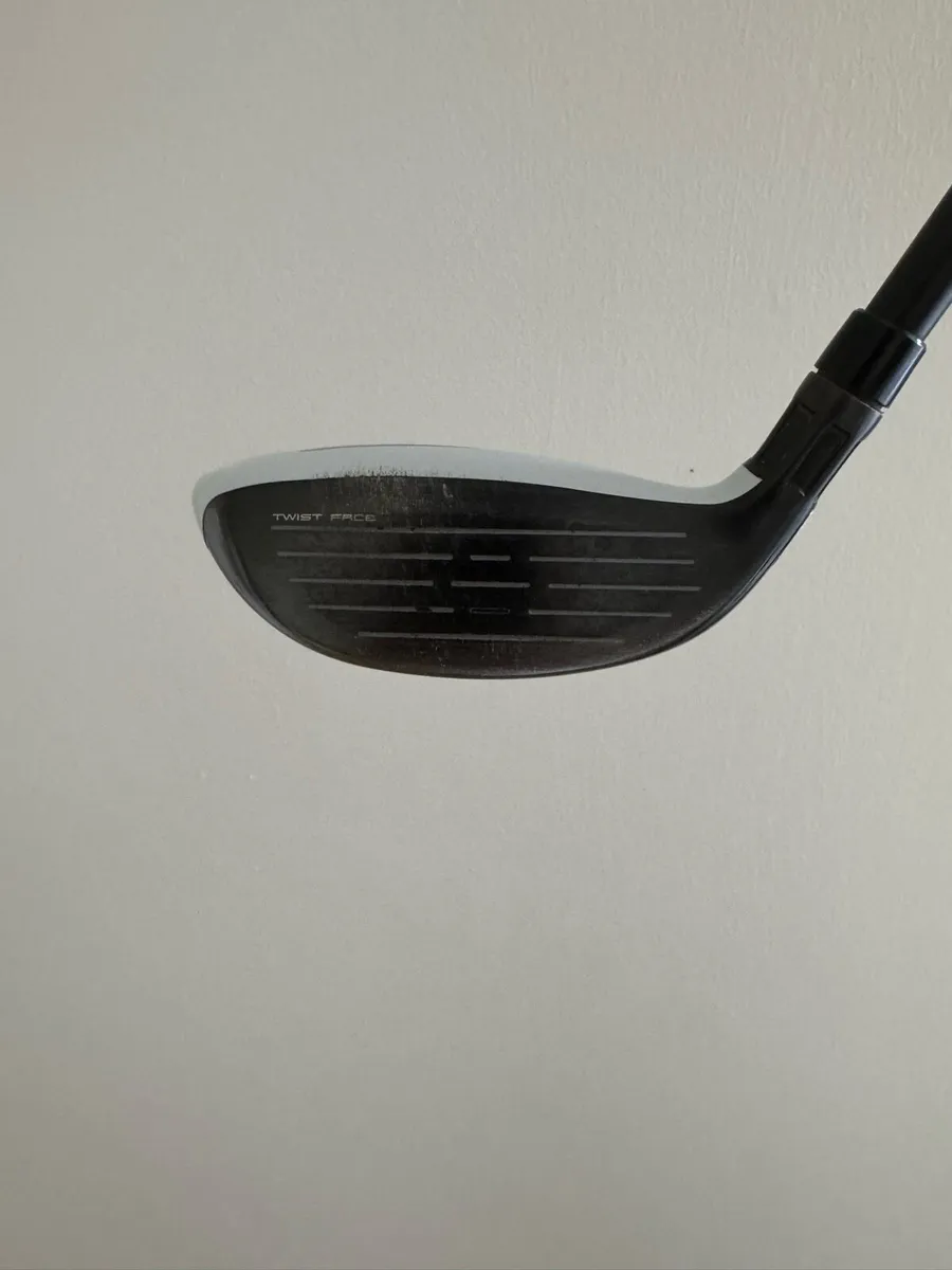Taylormade sim max rescue - Image 2