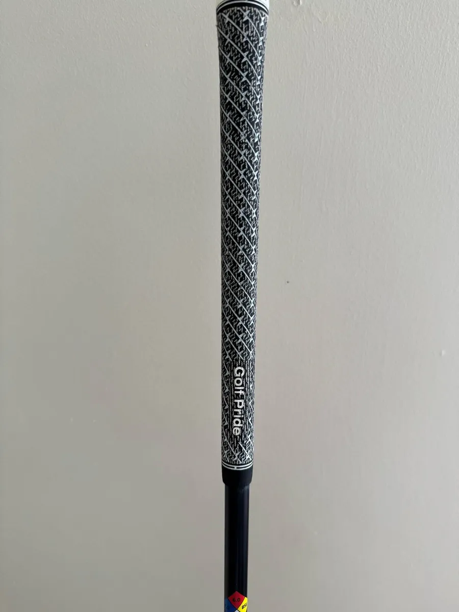 Taylormade sim max rescue - Image 4
