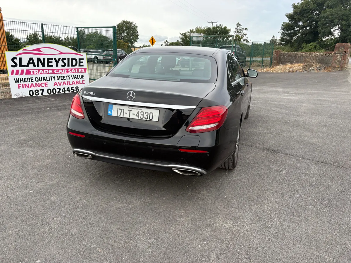 171 Mercedes-Benz E350e - Image 4