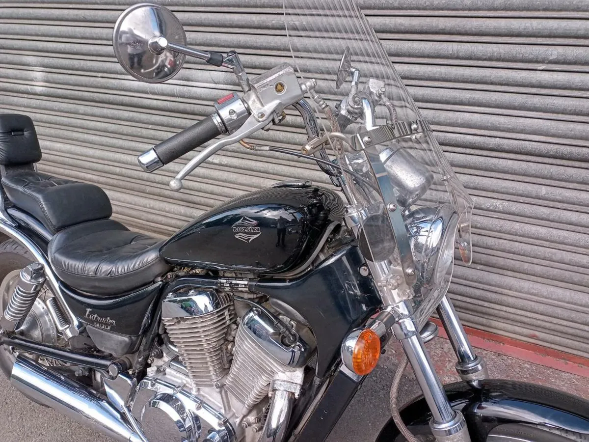 Suzuki intruder 800 - Image 2