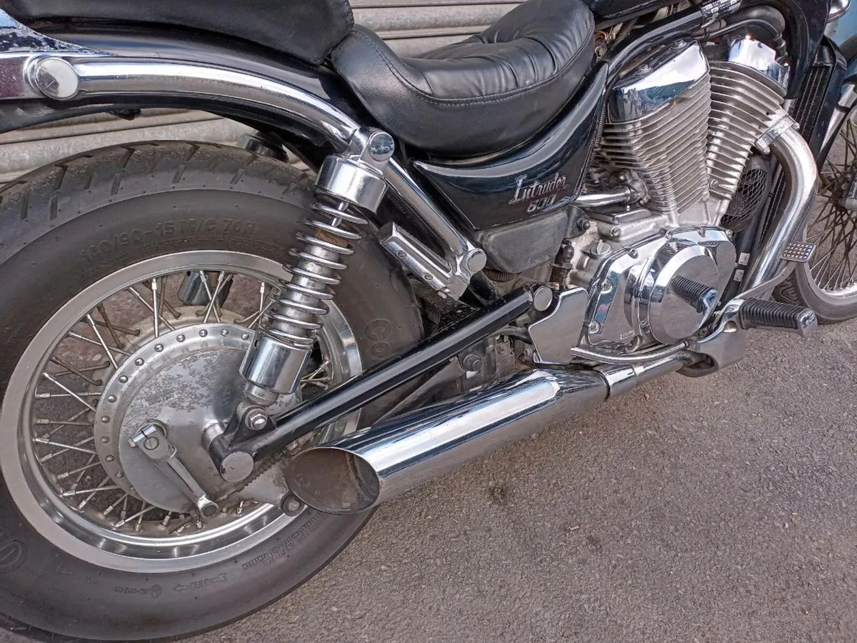 Suzuki intruder 800 - Image 4