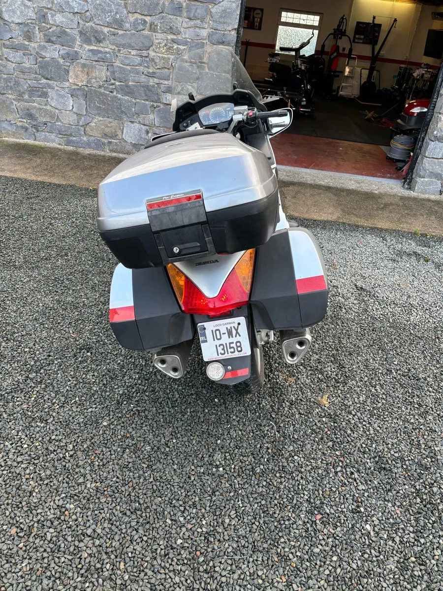 Honda Pan European - Image 1