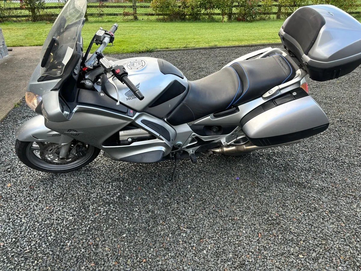 Honda Pan European - Image 4