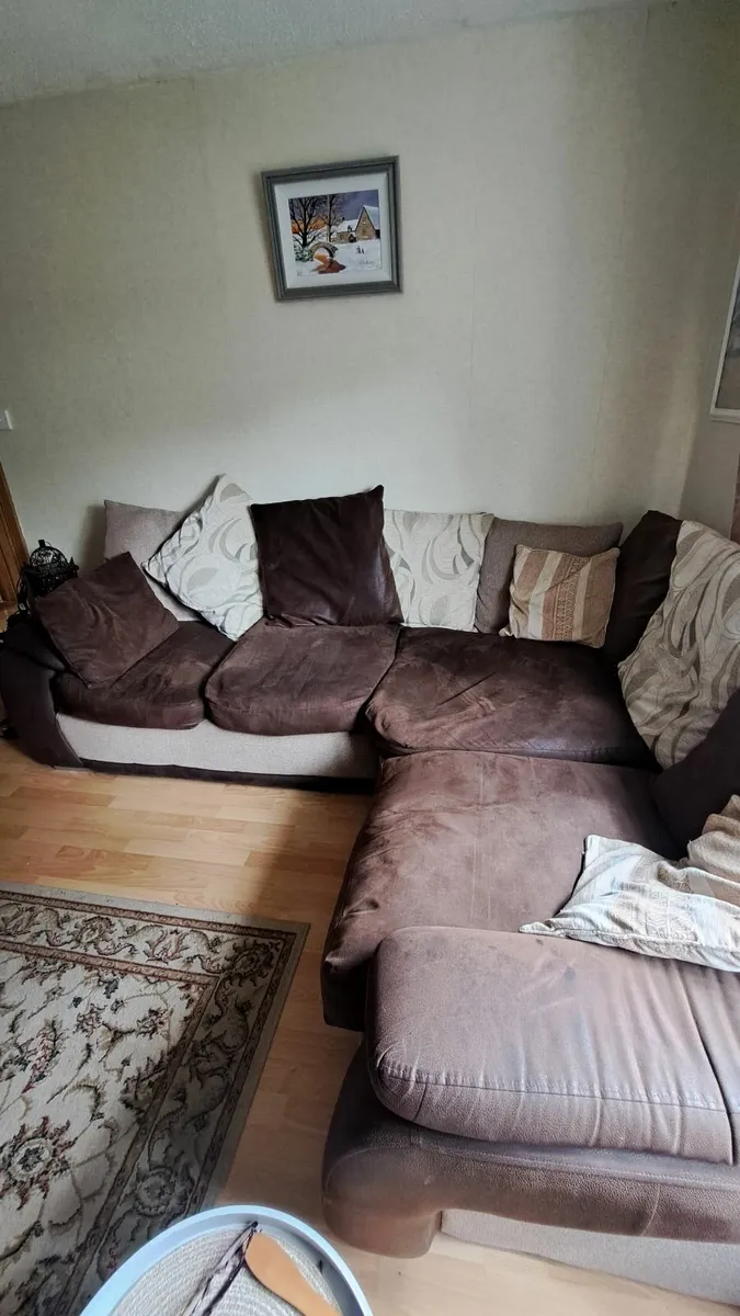 Corner sofa and armchair - Image 1