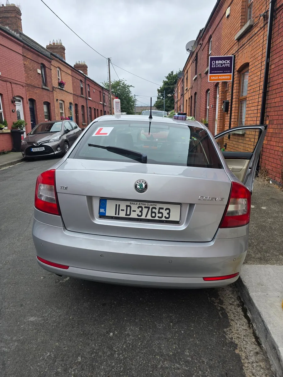 Skoda Octavia 2011 - Image 4