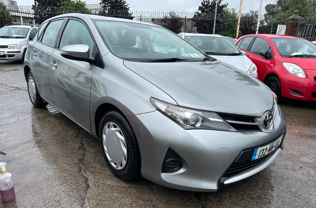 Toyota Auris 2013/ New Nct/ warranty. - Image 2