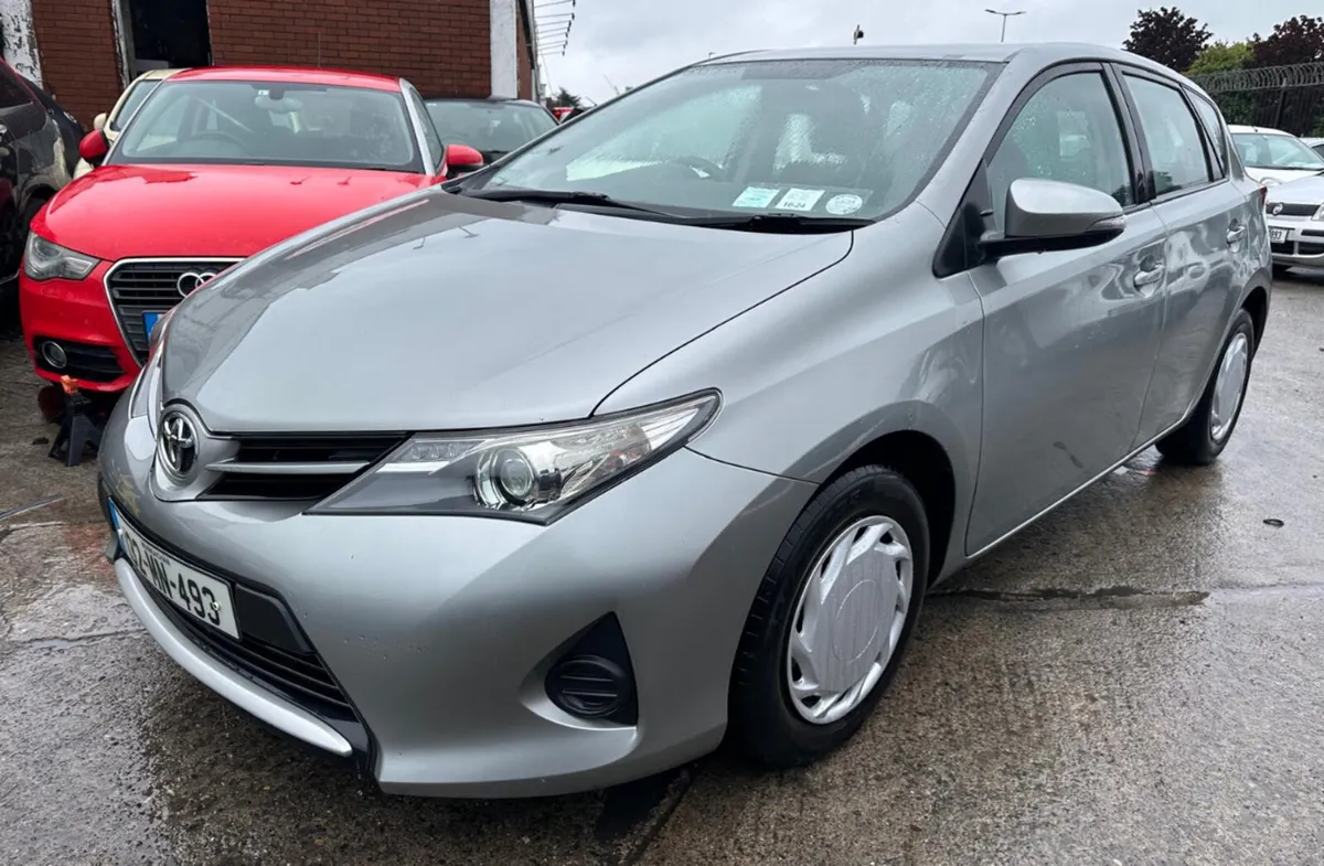 Toyota Auris 2013/ New Nct/ warranty. - Image 1
