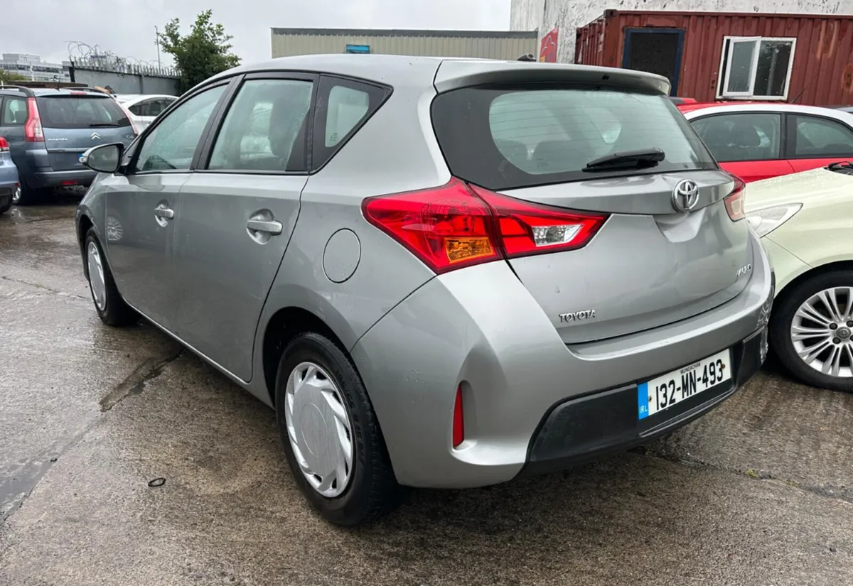 Toyota Auris 2013/ New Nct/ warranty. - Image 4