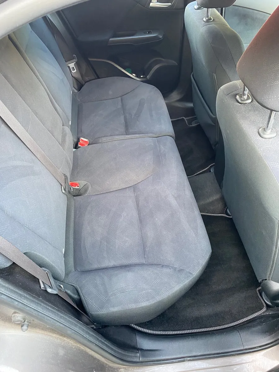Honda Civic 2014 - Image 4
