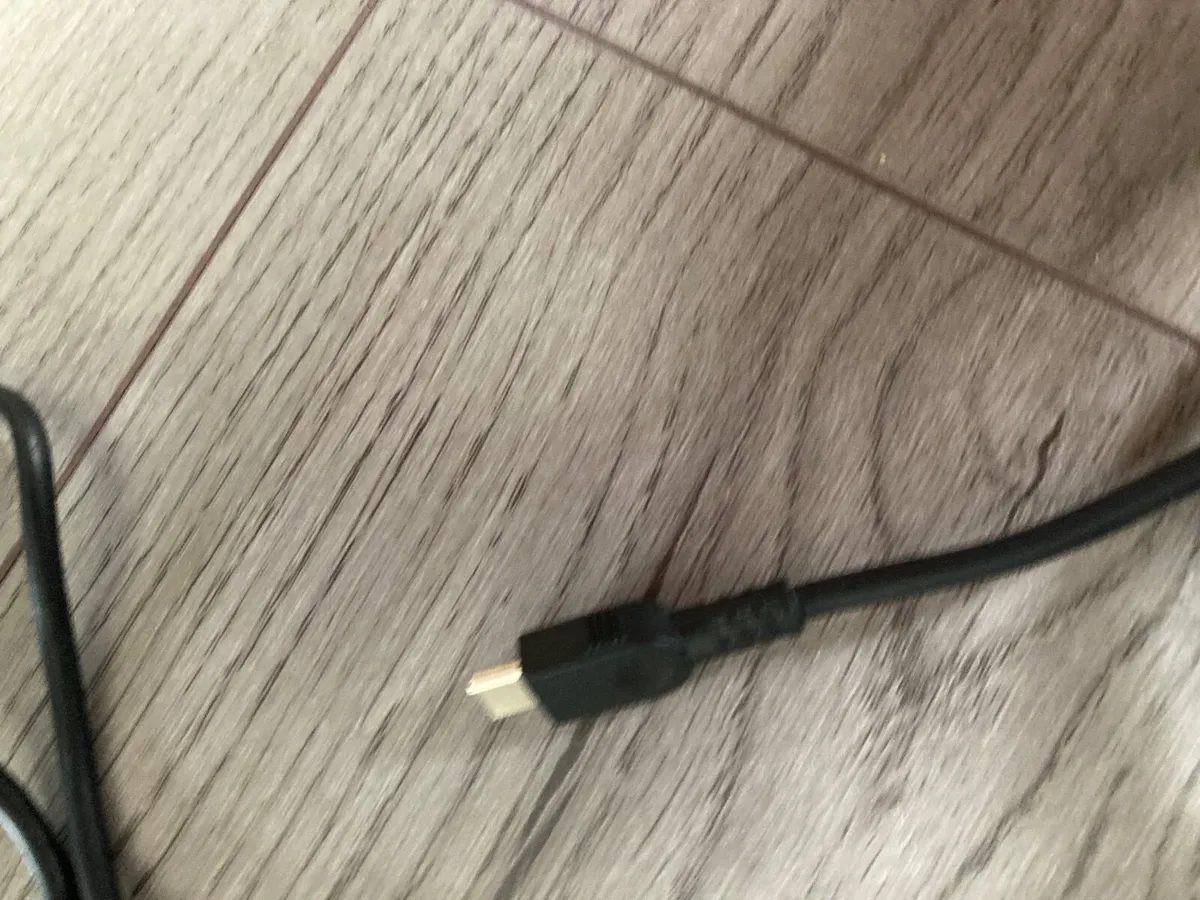 Lenovo 65w DEFECTIVE AC Adapter (USB type -C) - Image 4