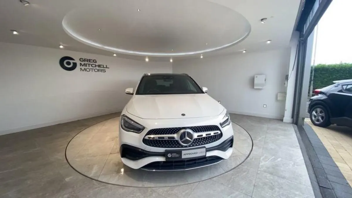 Mercedes-Benz GLA GLA 220d 4matic AMG Line Premiu - Image 2