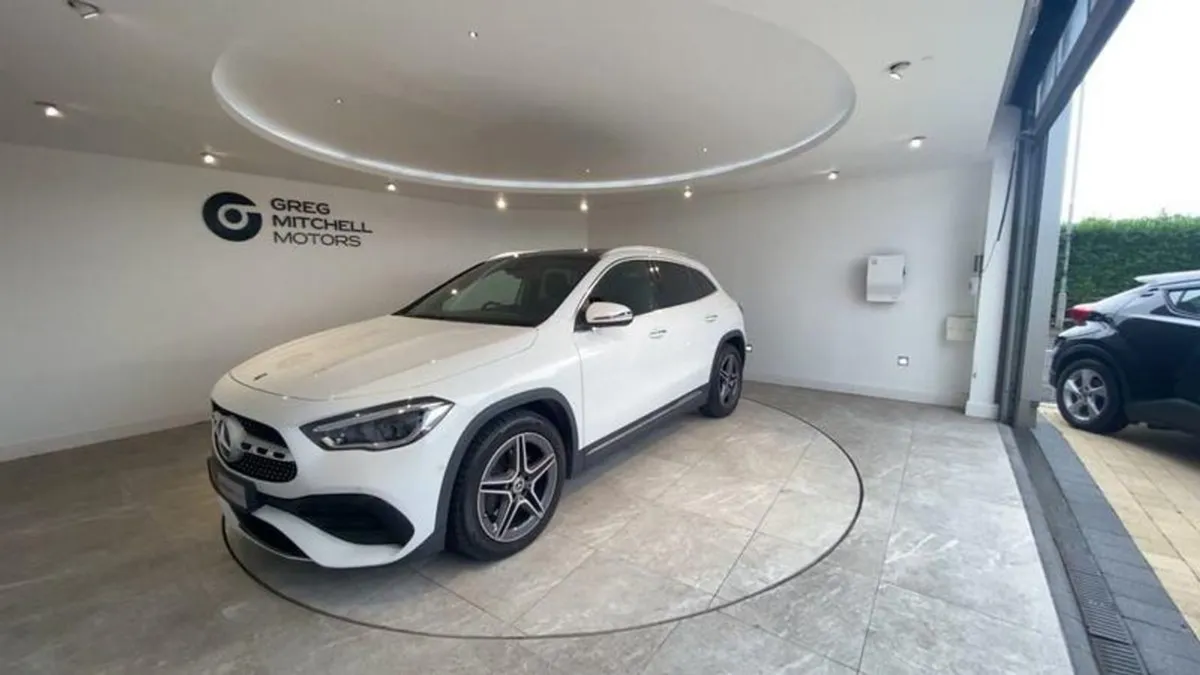 Mercedes-Benz GLA GLA 220d 4matic AMG Line Premiu - Image 3
