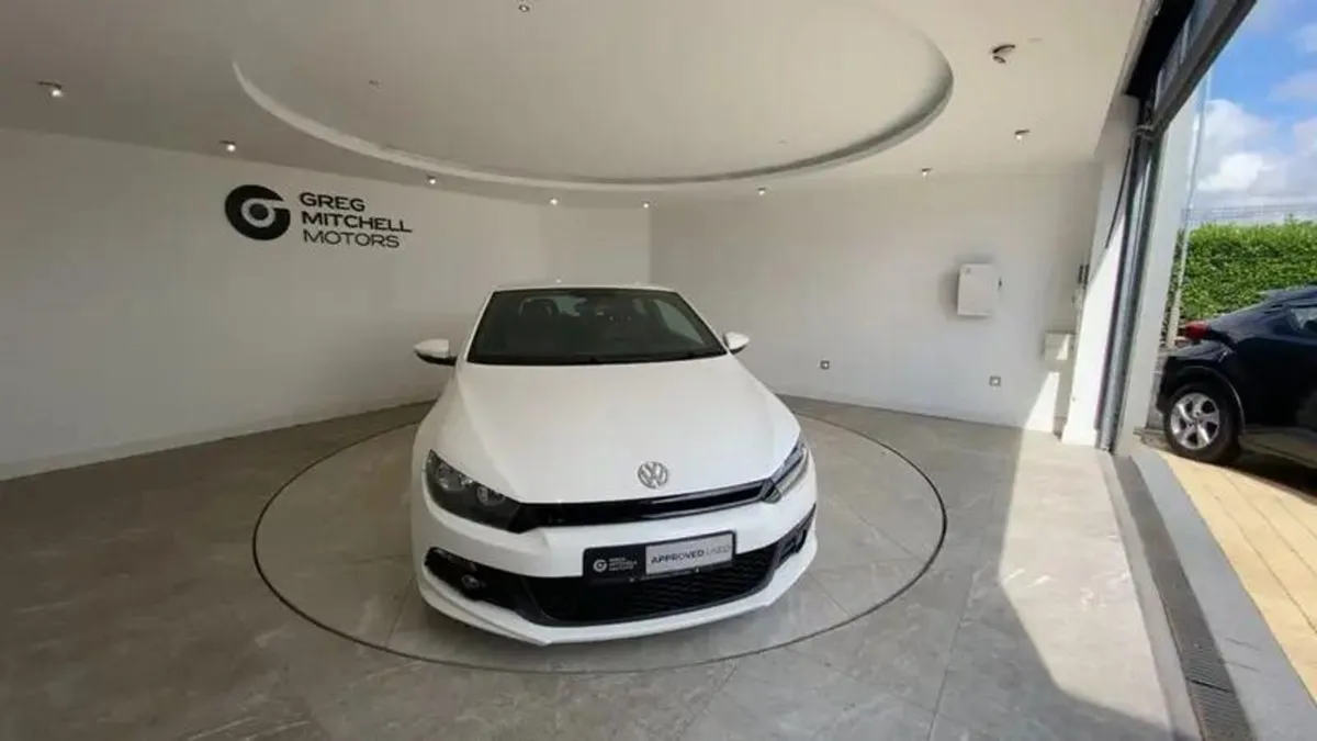 Volkswagen Scirocco 2.0 TDI 170 R-line 3dr DSG - Image 2