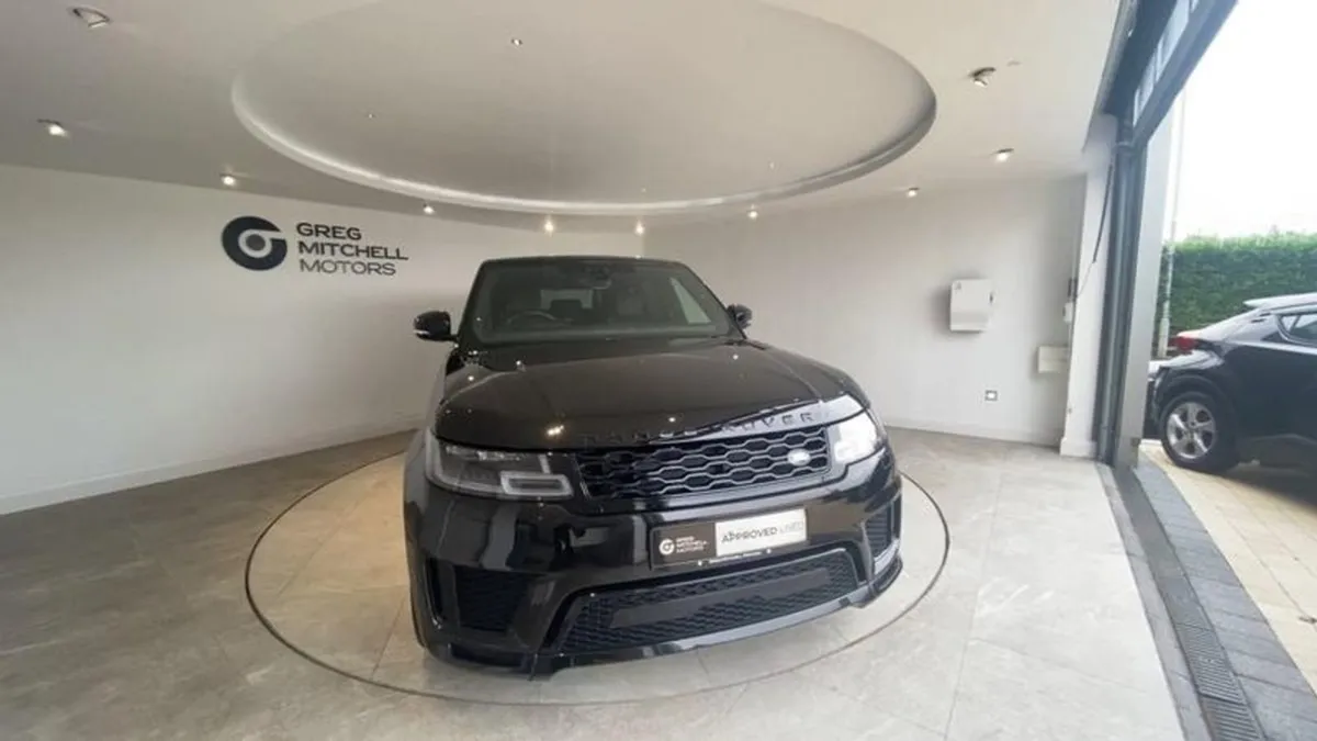 Land Rover Range Rover Sport 3.0 D300 HSE Dynamic - Image 2