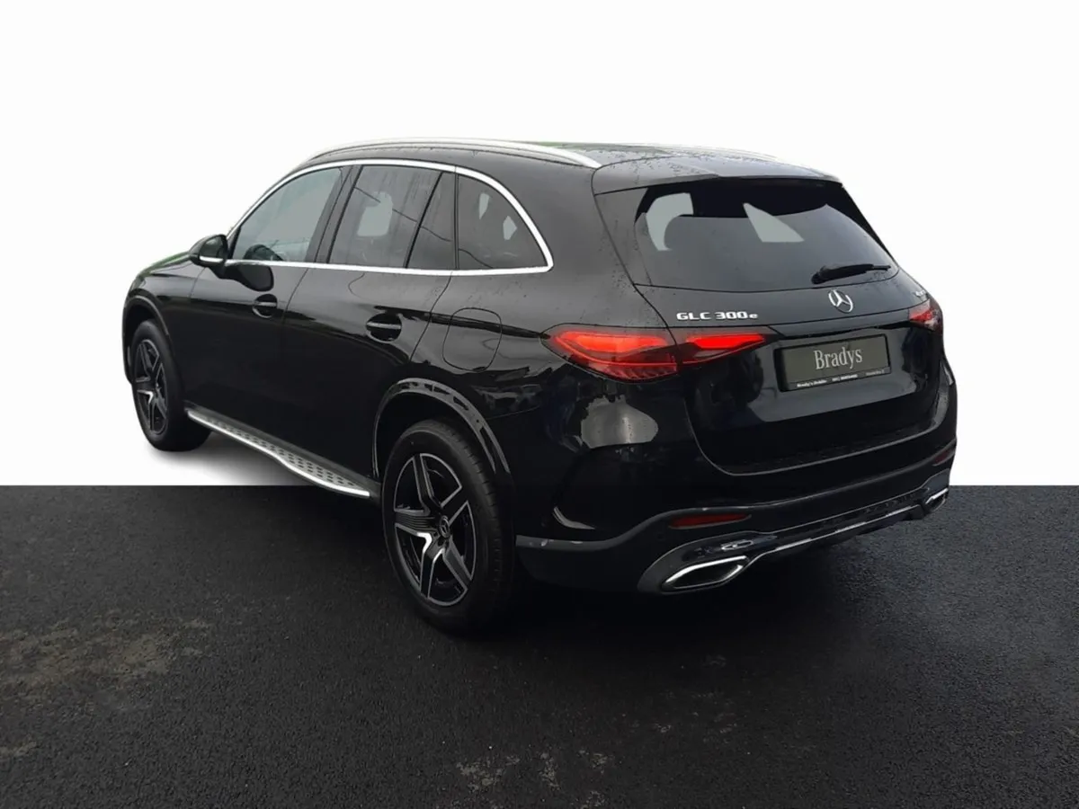 Mercedes-Benz GLC-Class GLC 300e 4matic AMG - Image 4