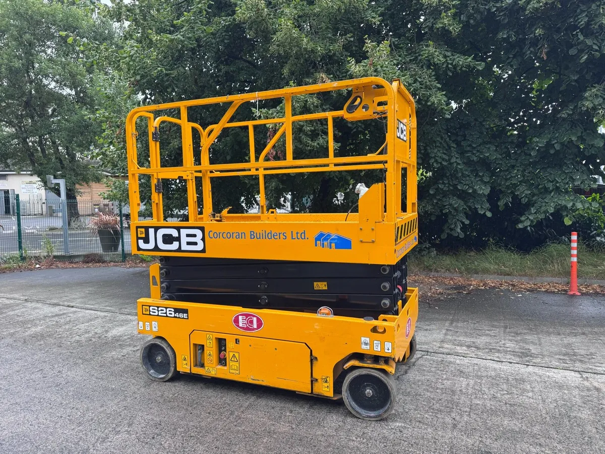 Jcb Scissor Lift - Image 1