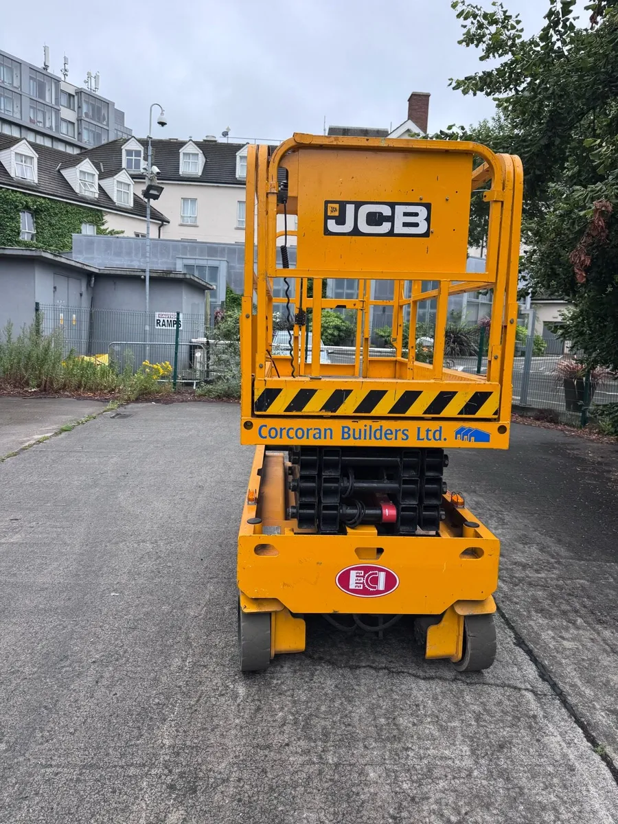 Jcb Scissor Lift - Image 4