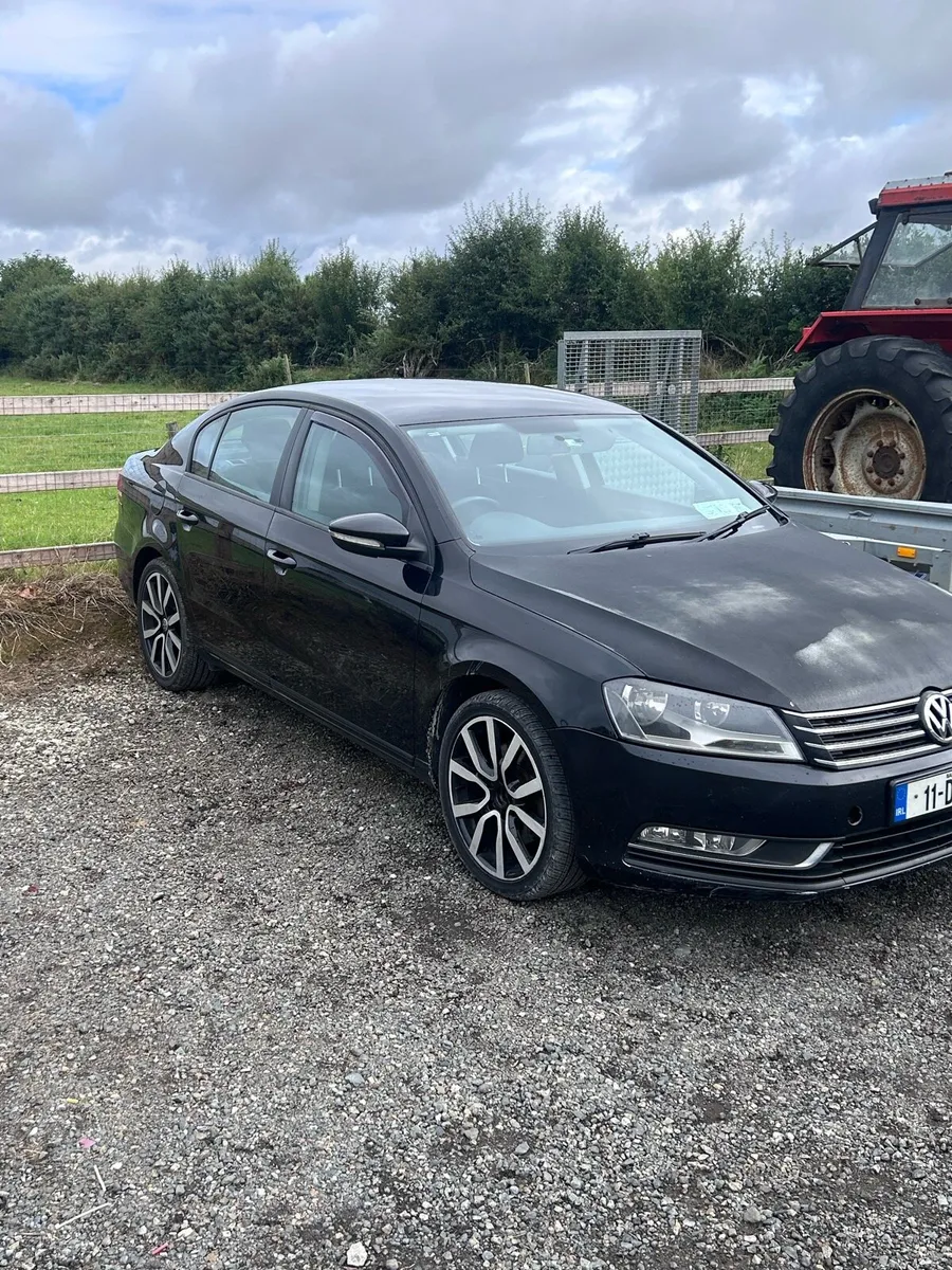 2011 Volkswagen Passat (Read Ad) - Image 2