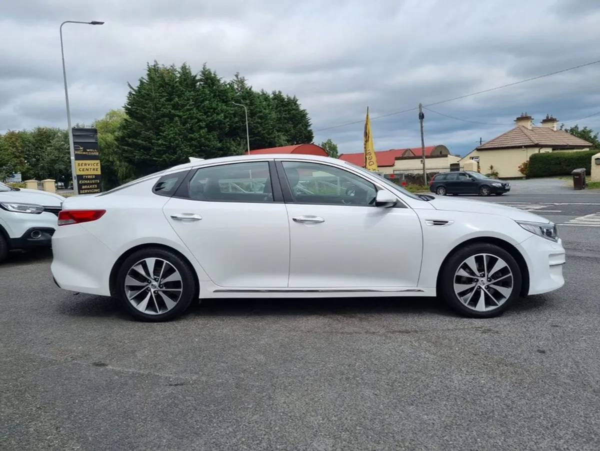 Kia Optima Platinum 4DR - Image 4